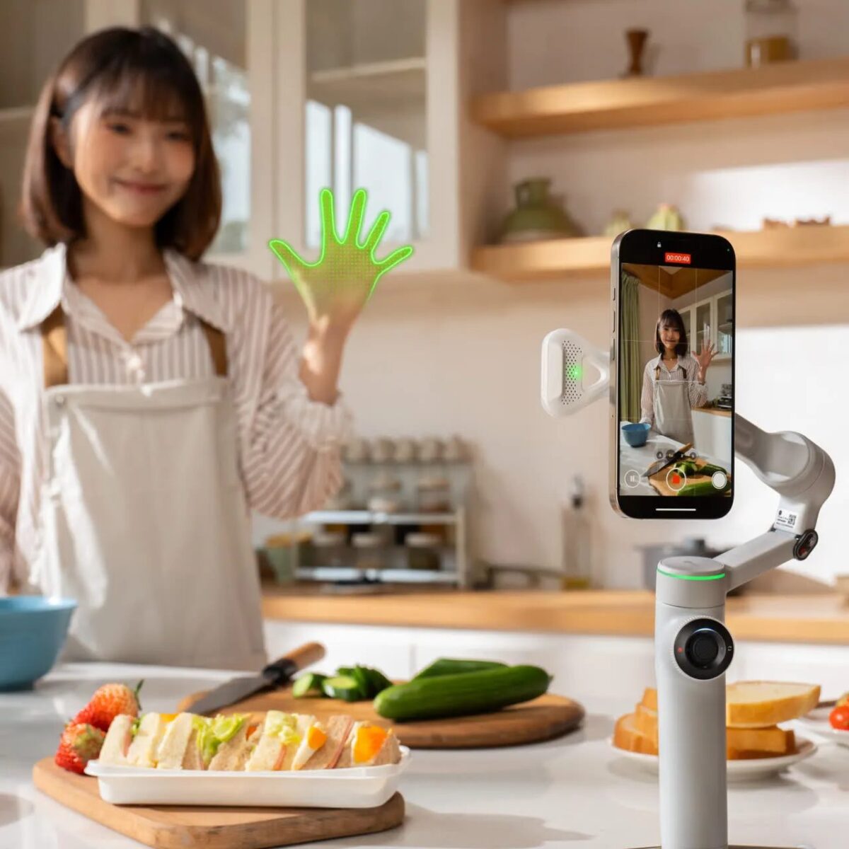 Insta360 Flow 2 Pro AI Tracker - Built-in Spotlight - Image 4