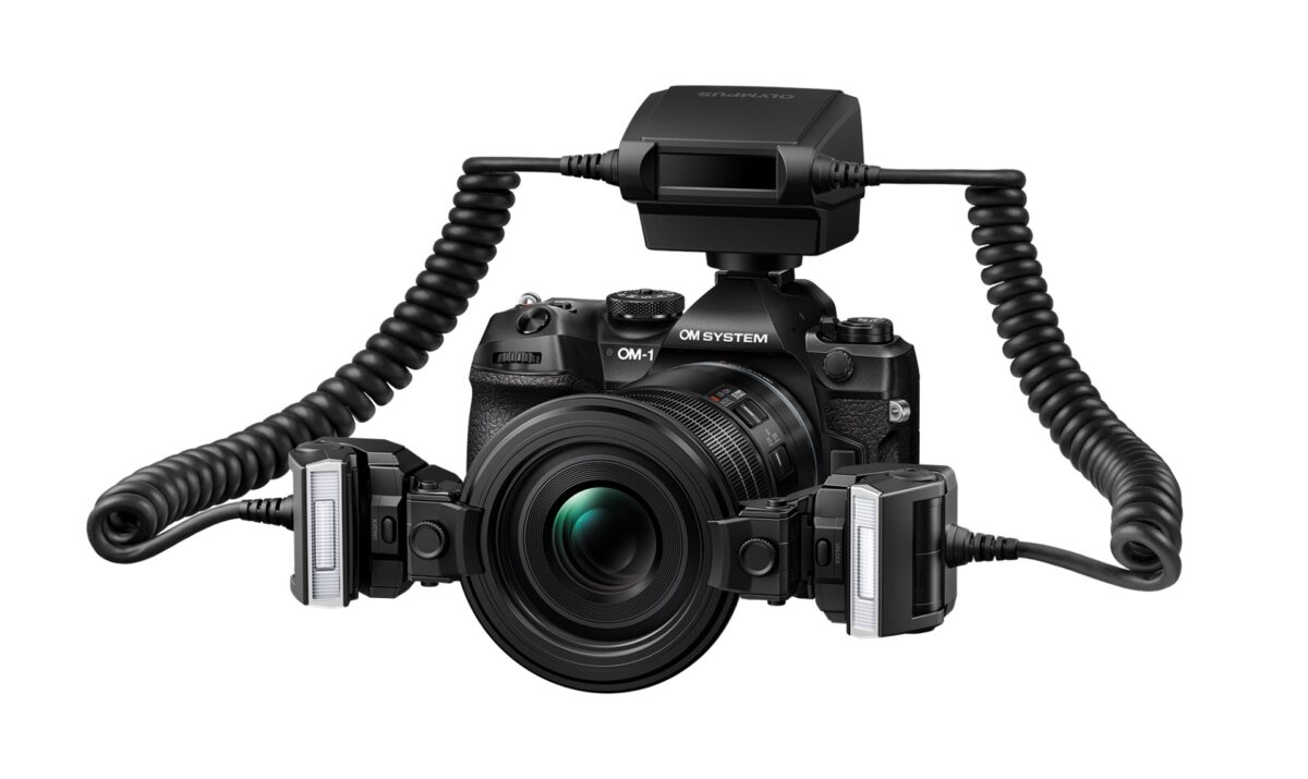 Olympus OM System OM-1 II body black w. CB-USB13 USB cable, Shoulder strap, BLX-1 Li-ion battery - Image 9