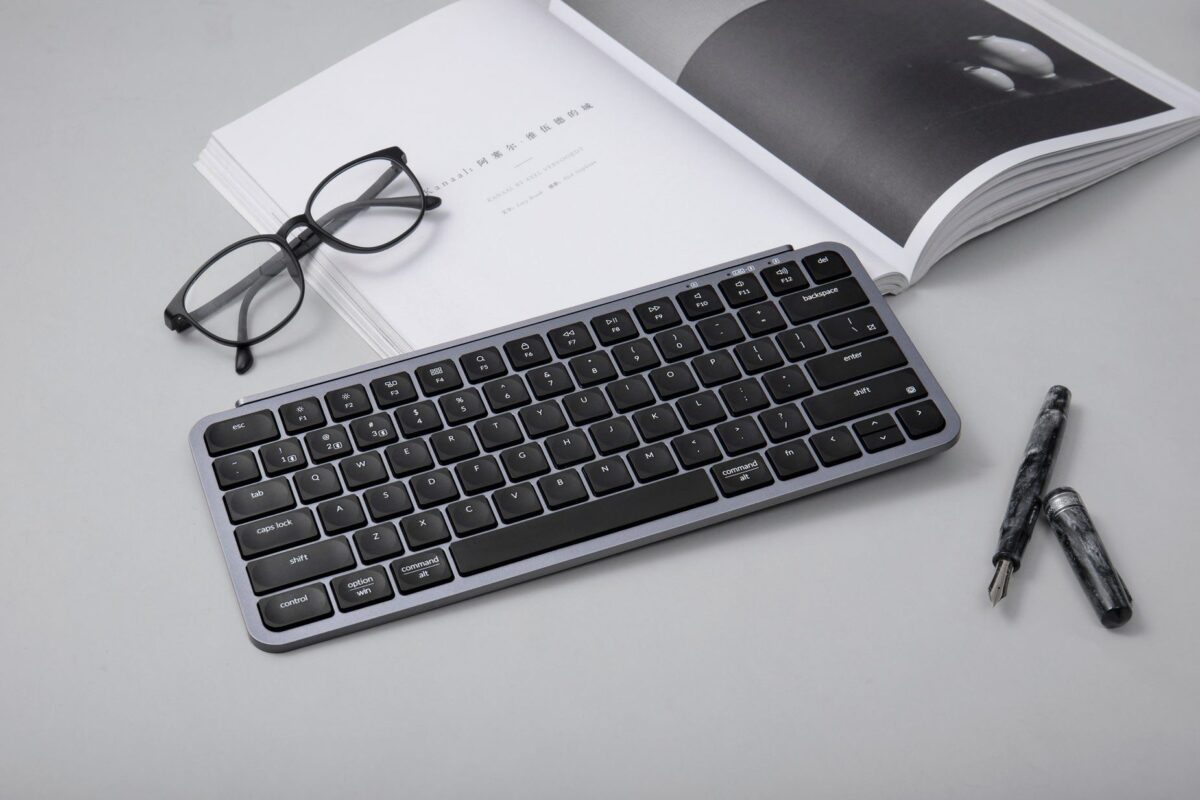 Keychron B1 Pro (B1P-K1) Ultraslim Mini Wireless BT Keyboard ZMK Online customize Gray 75% US Lay - Image 2