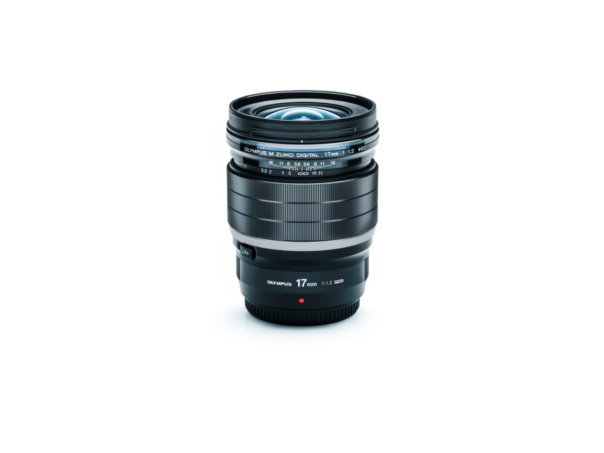 Olympus Lens M.ZUIKO DIGITAL ED 17mm 1:1.2 PRO incl. Lens hood