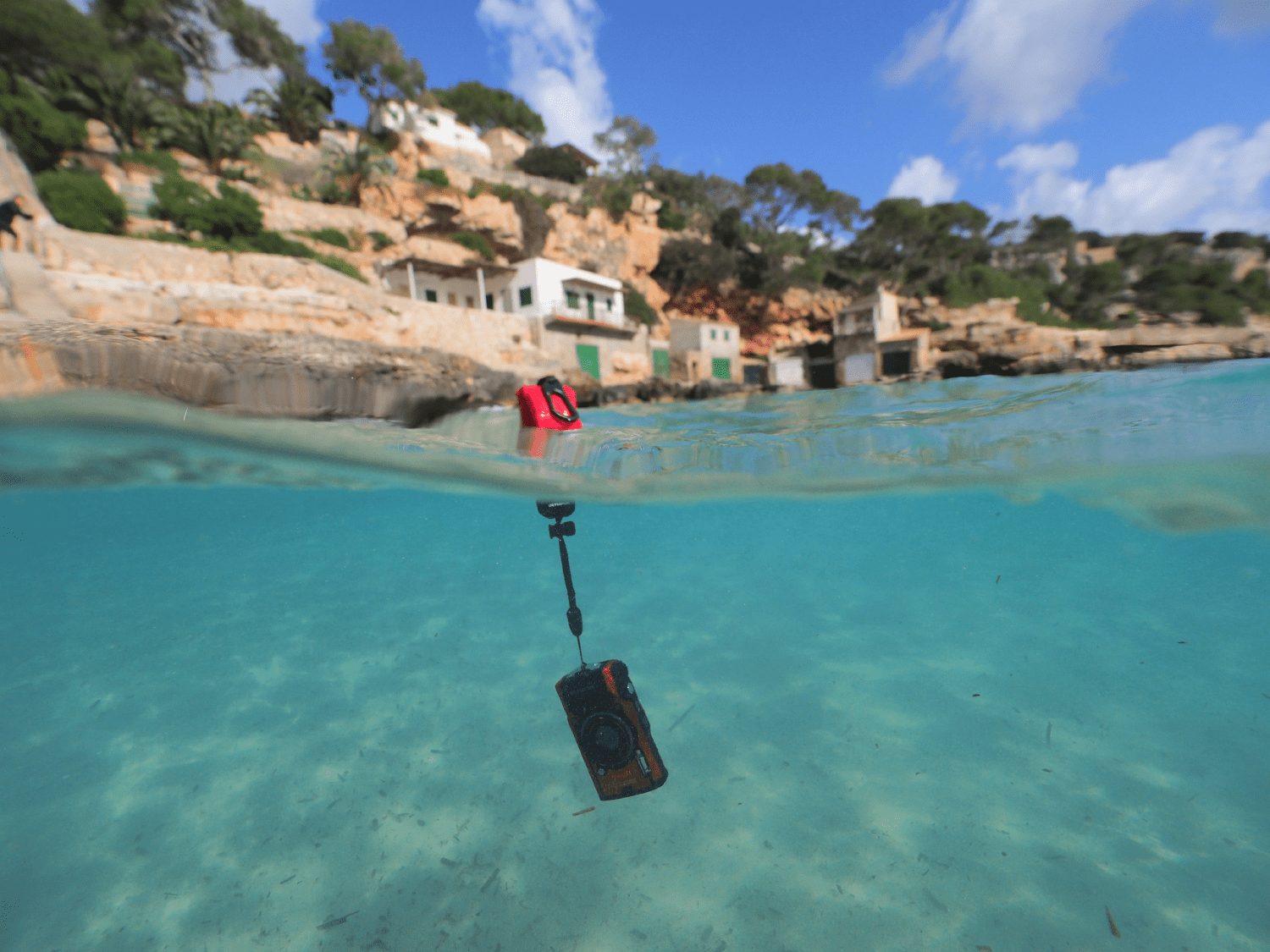 Olympus CHS-09 Floating Handstrap (red) for Tough series - Image 3