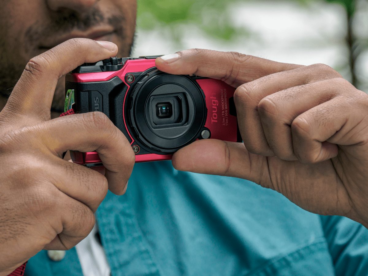 Olympus LB-T01 Lens Barrier for TG-6 - Image 2